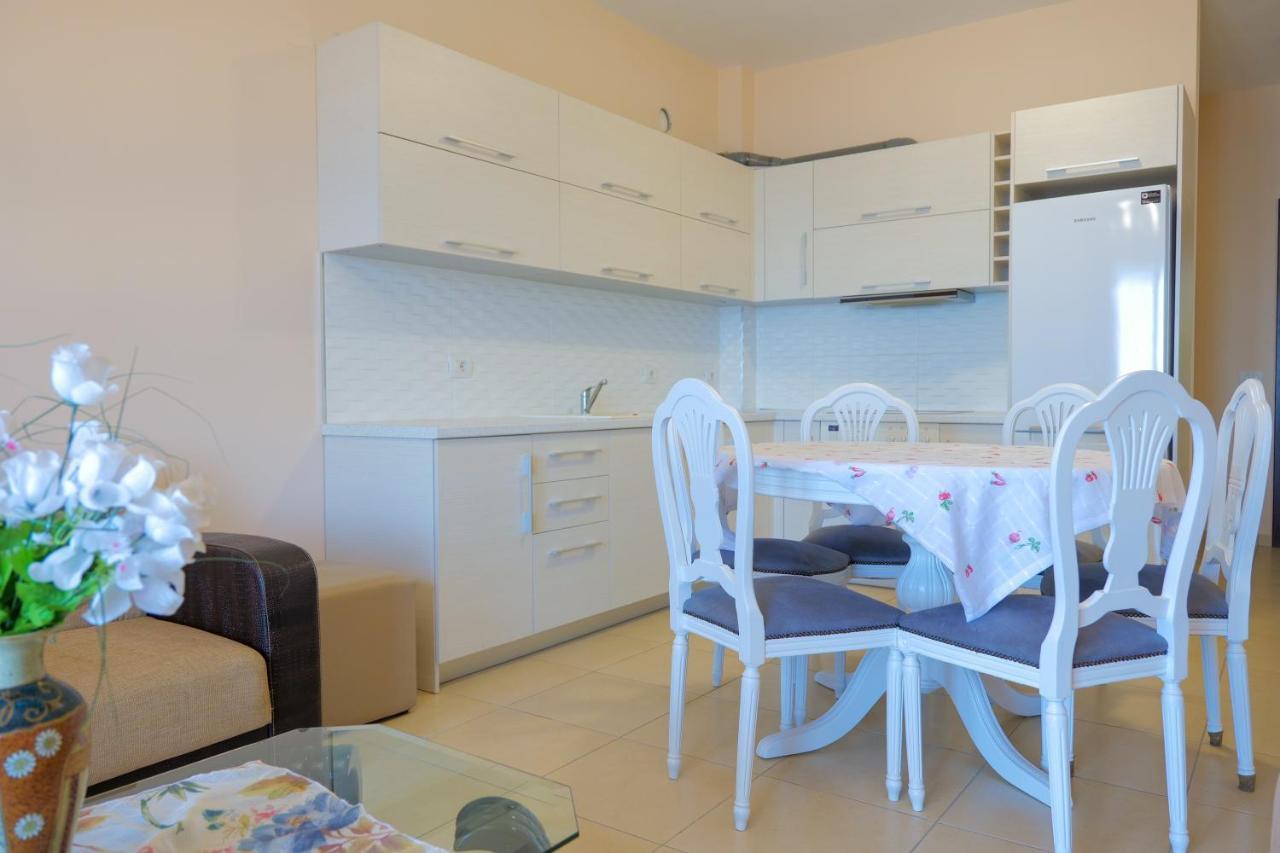 Noel Sea View Apartments Sarandë Exterior foto