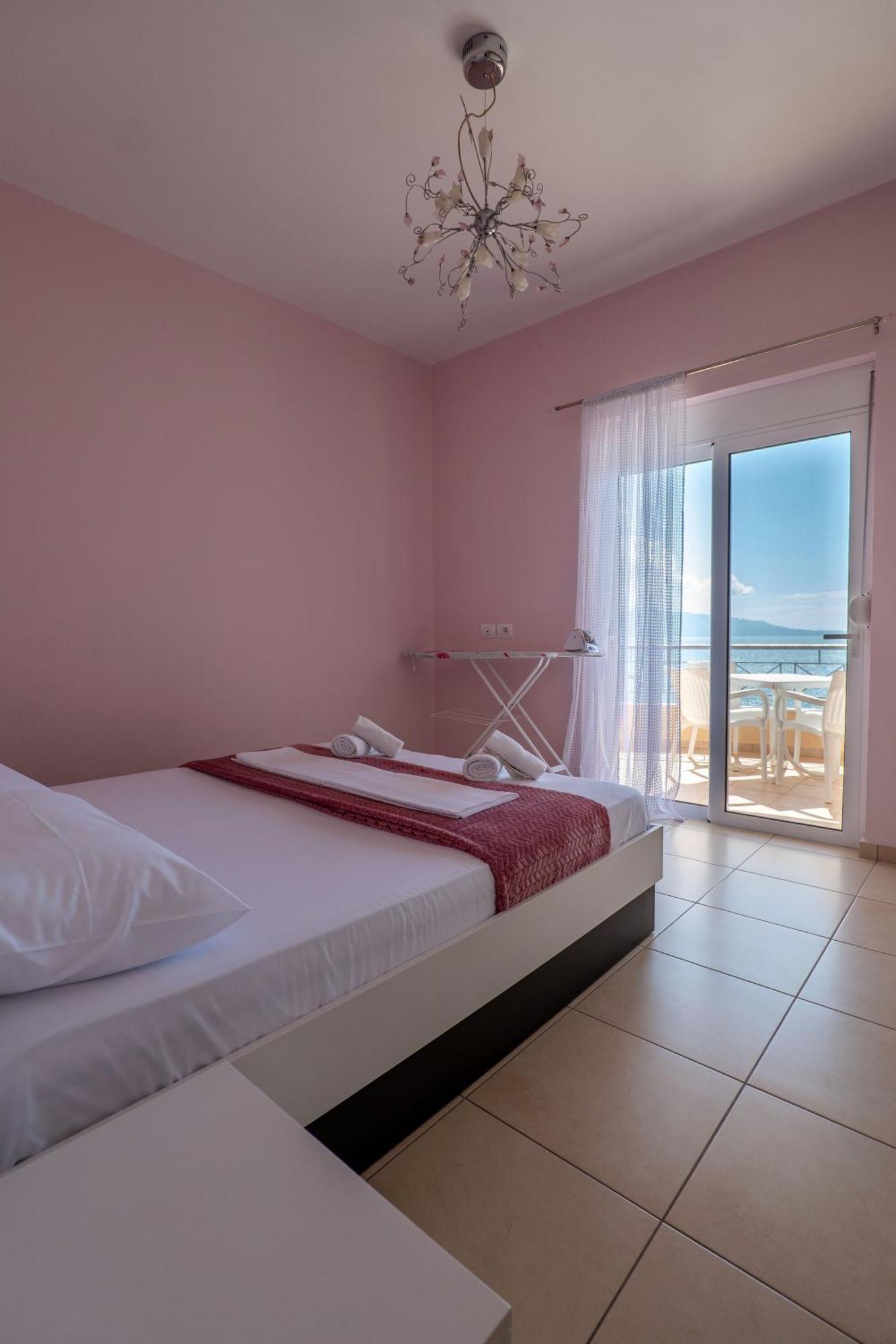 Noel Sea View Apartments Sarandë Exterior foto