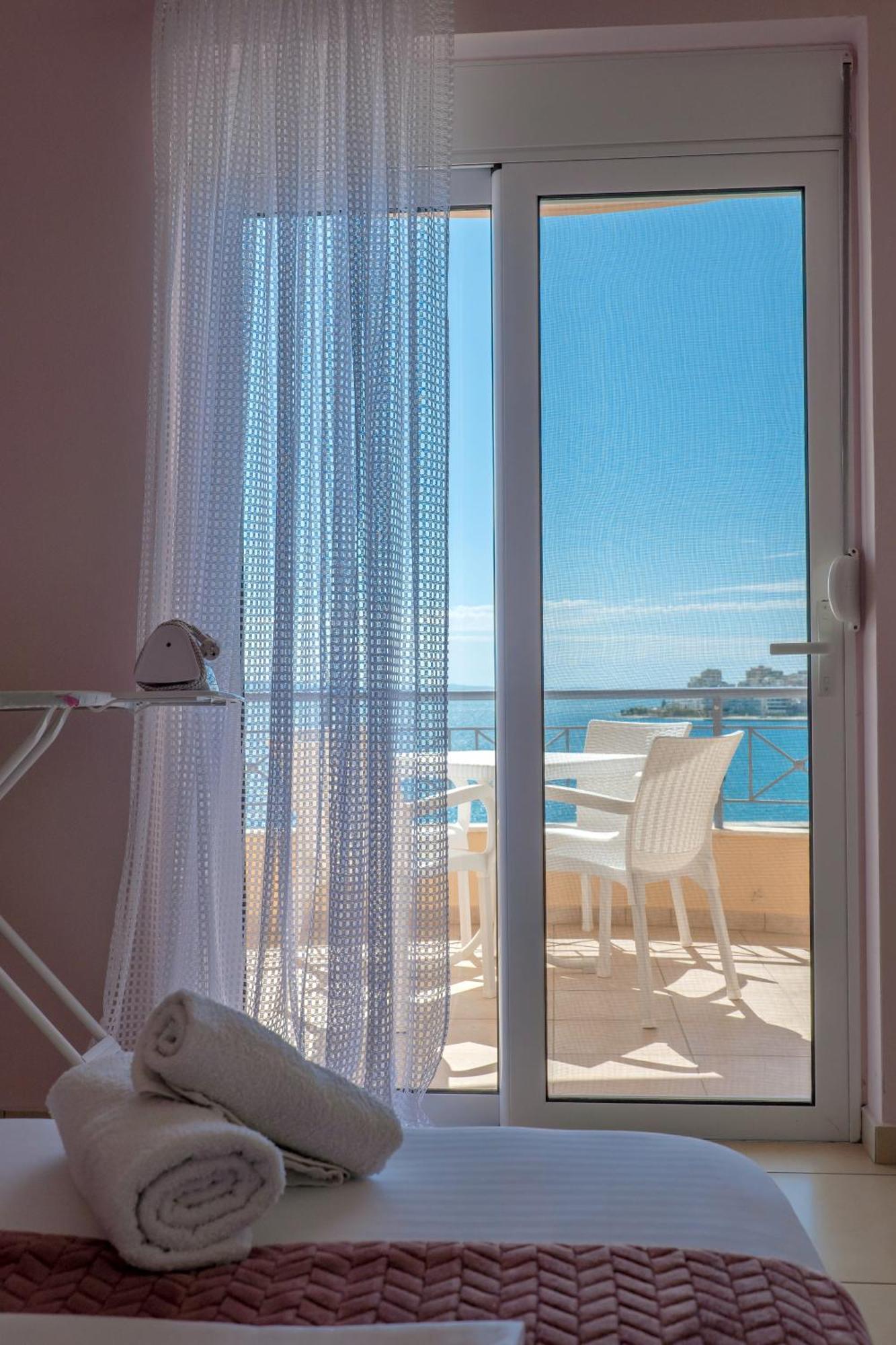 Noel Sea View Apartments Sarandë Exterior foto
